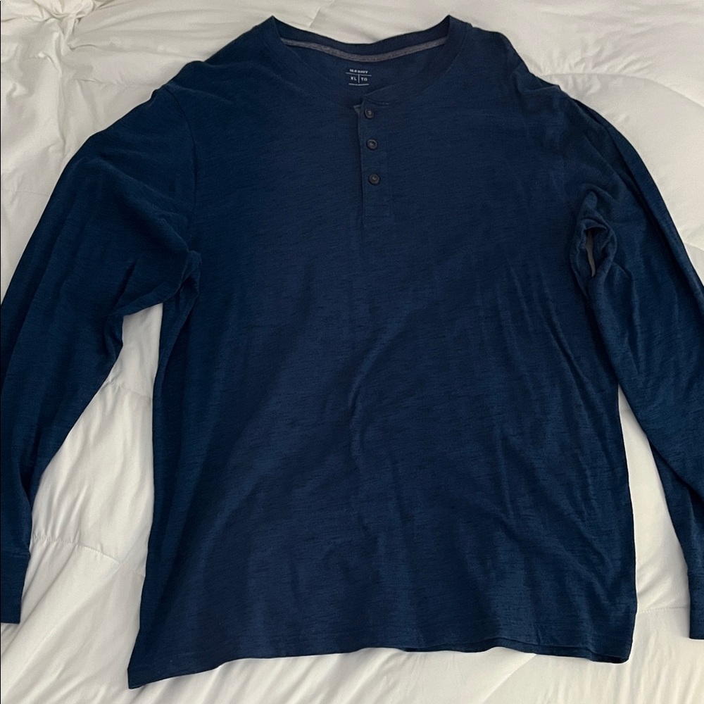 Old Navy Men's Deep Blue Long Sleeve Henley